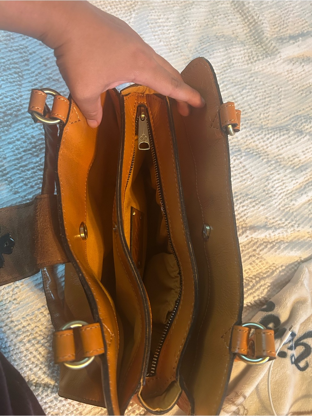 Patricia Nash Hand-Tooled Orange Floral Shoulder Bag - Picture 8 of 8